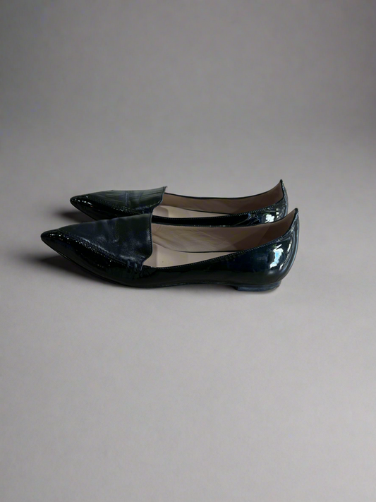 M. Gemi Pointed Flat Loafers