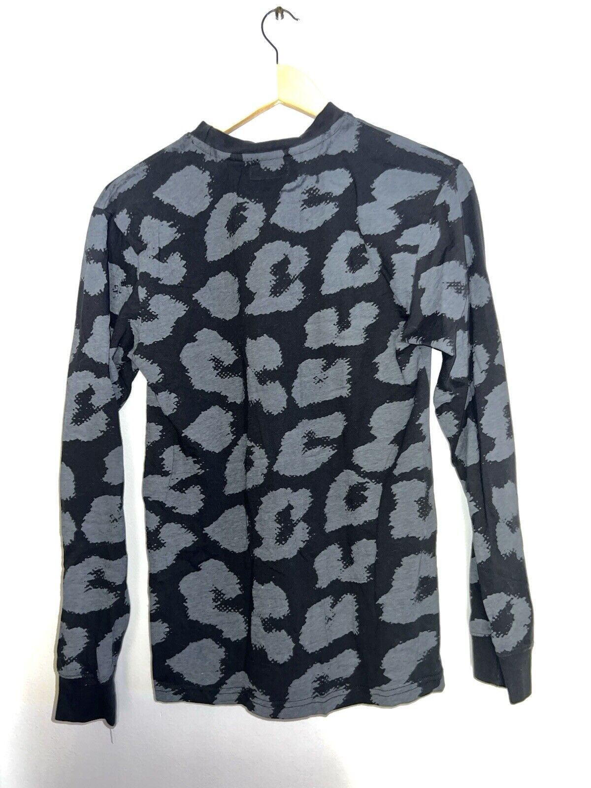 Chinatown Market Long Sleeve Streetwear T Shirt Small