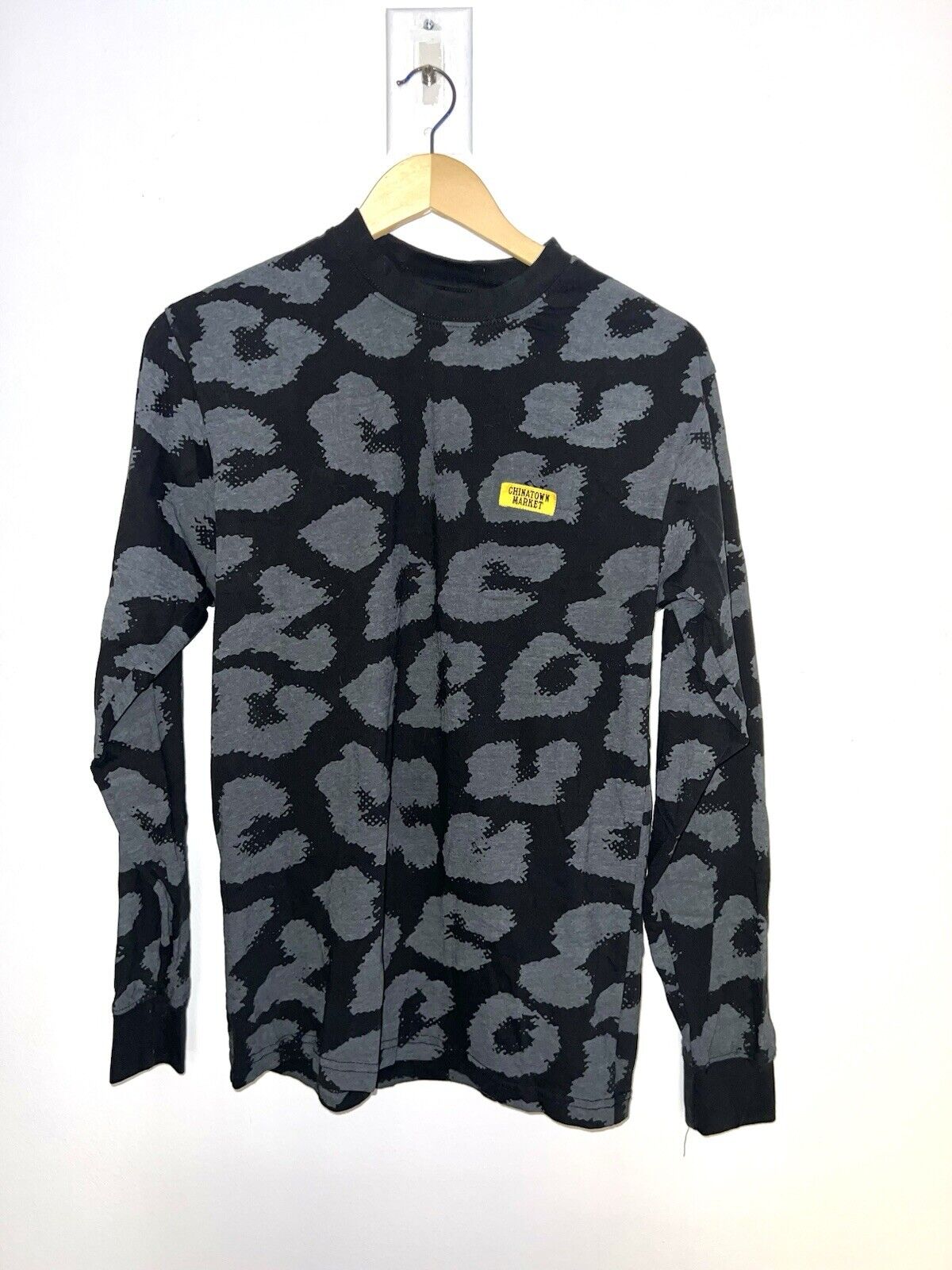 Chinatown Market Long Sleeve Streetwear T Shirt Small